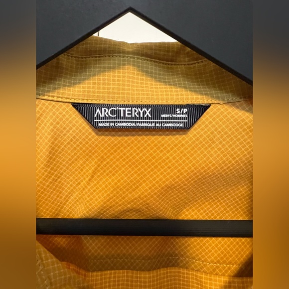 NWOT Arc'teryx Kaslo S/S Button Up size Small - Picture 4 of 4